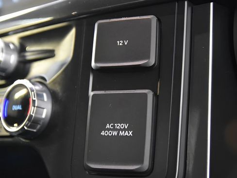 Used 2022 Ford F150 XLT w/ Equipment Group 302A High RWD image 39
