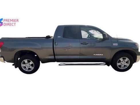 Used 2012 Toyota Tundra 4x4 Double Cab w/ SR5 Pkg image 7