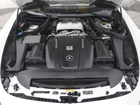 Used 2019 Mercedes-Benz AMG GT Roadster image 33