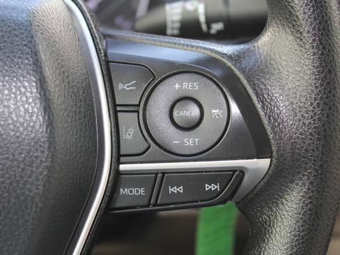 Used 2024 Toyota Camry LE FWD image 25