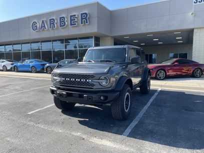 New 2025 Ford Bronco Badlands w/ Sasquatch Package