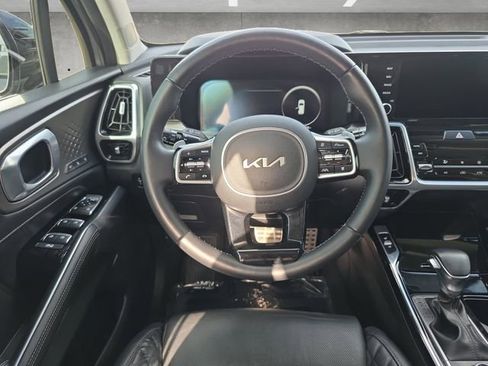 Used 2022 Kia Sorento SX image 21