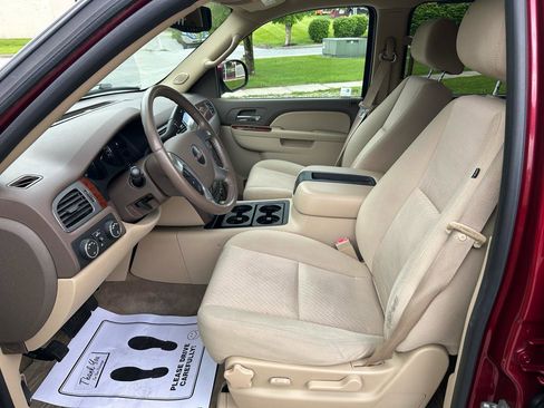 Used 2010 GMC Yukon XL SLE w/ SLE-2 Equipment Package AWD/4WD image 11