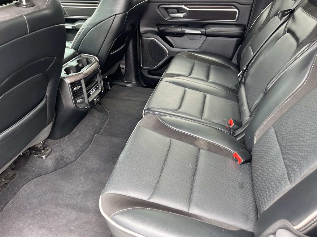 Used 2025 RAM 1500 Laramie AWD/4WD image 18