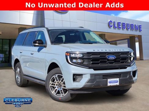 New 2026 Ford Expedition Active image 1