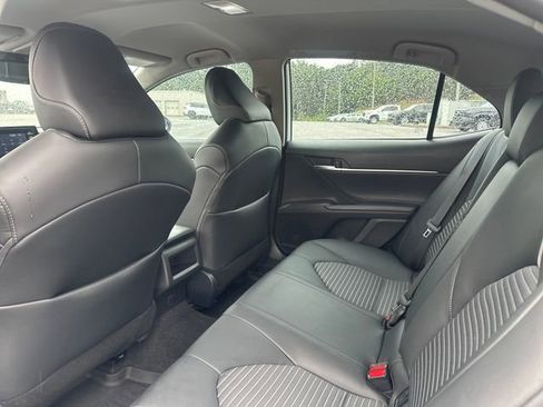 Used 2024 Toyota Camry SE w/ Convenience Package FWD image 18