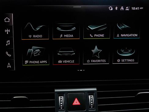 Used 2025 Audi Q5 2.0T Premium image 24