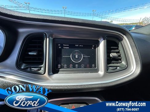 Used 2022 Dodge Challenger GT image 28