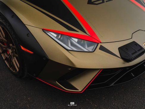 Used 2024 Lamborghini Huracan Sterrato image 20