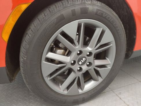 Used 2021 Kia Soul S FWD image 31