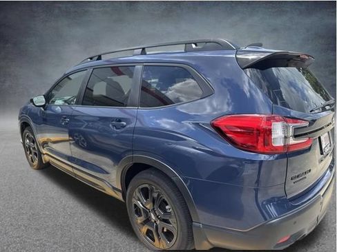 Used 2024 Subaru Ascent Onyx Edition AWD/4WD image 5
