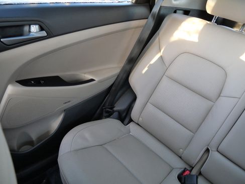 Used 2017 Hyundai Tucson Limited w/ Limited Ultimate Package 03 image 12