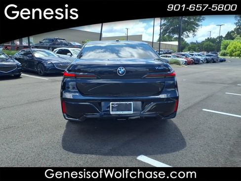 Used 2023 BMW 740i RWD image 4