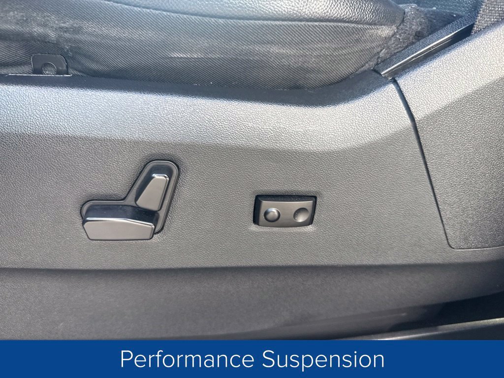 Used 2015 Dodge Grand Caravan R/T w/ Driver Convenience Group FWD image 13