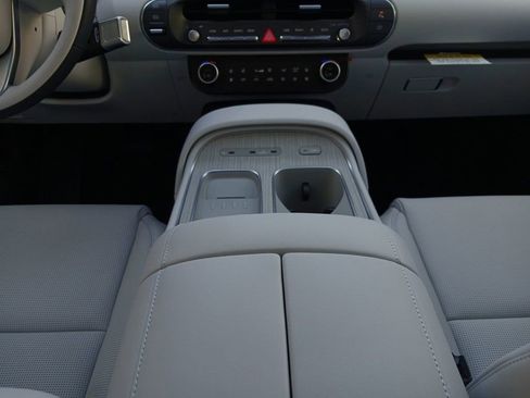 New 2026 Hyundai Palisade Calligraphy FWD image 11