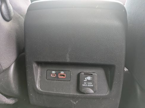 Used 2022 Nissan Frontier SV AWD/4WD image 25