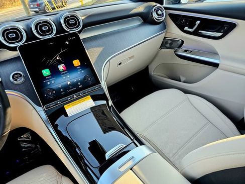 New 2026 Mercedes-Benz GLC 300 4MATIC image 32