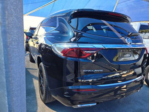 Used 2023 Buick Enclave Essence w/ Sport Touring Edition FWD image 3
