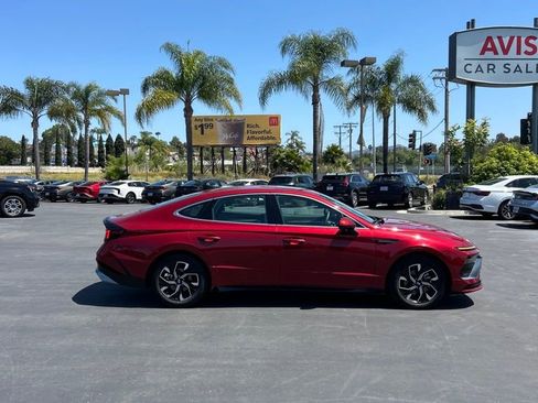Used 2025 Hyundai Sonata SEL FWD image 5