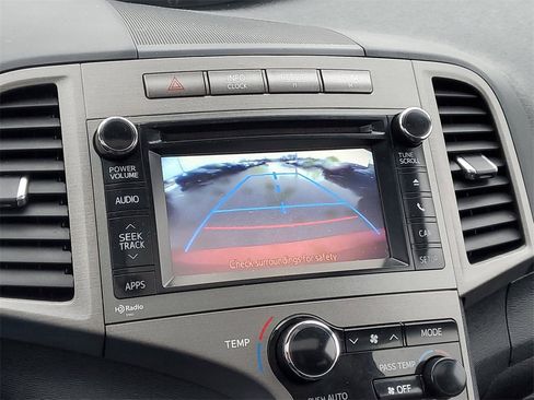 Used 2013 Toyota Venza LE image 24