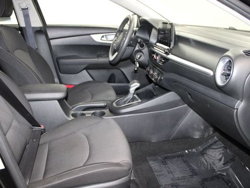 Used 2024 Kia Forte LXS FWD image 24