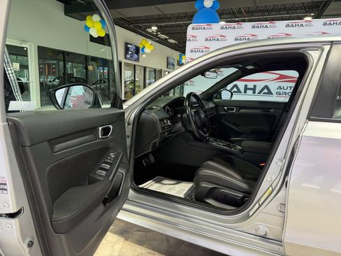 Used 2025 Honda Civic Sport image 26