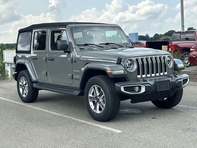 Used 2022 Jeep Wrangler Unlimited Sahara w/ LED Lighting Group AWD/4WD image 28