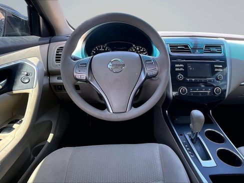 Used 2015 Nissan Altima 2.5 S w/ Power Driver Seat Package FWD image 5