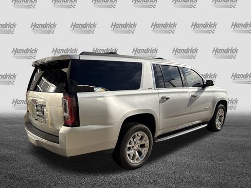 Used 2016 GMC Yukon XL SLT w/ Open Road Package image 10
