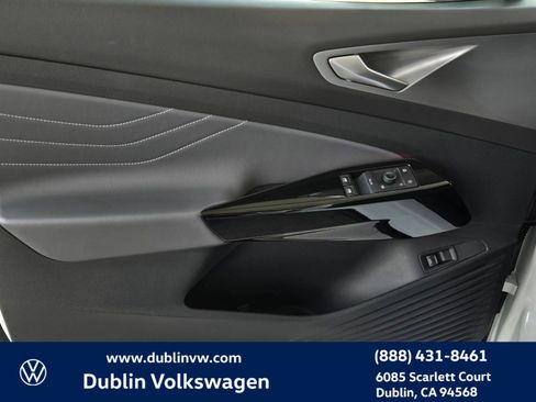 Used 2023 Volkswagen ID.4 Pro S image 10