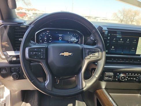 Used 2025 Chevrolet Silverado 3500 High Country w/ High Country Premium Package image 11