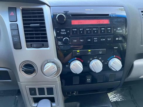 Used 2007 Toyota Tundra SR5 w/ TRD Off-Road Pkg image 33