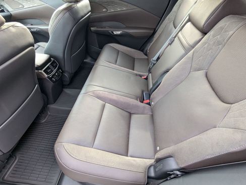 Certified 2025 Lexus RX 350 w/ Luxury Package image 23