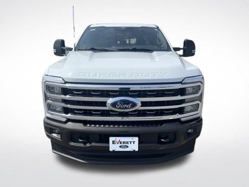 Used 2024 Ford F250 King Ranch w/ FX4 Off-Road Package AWD/4WD image 2