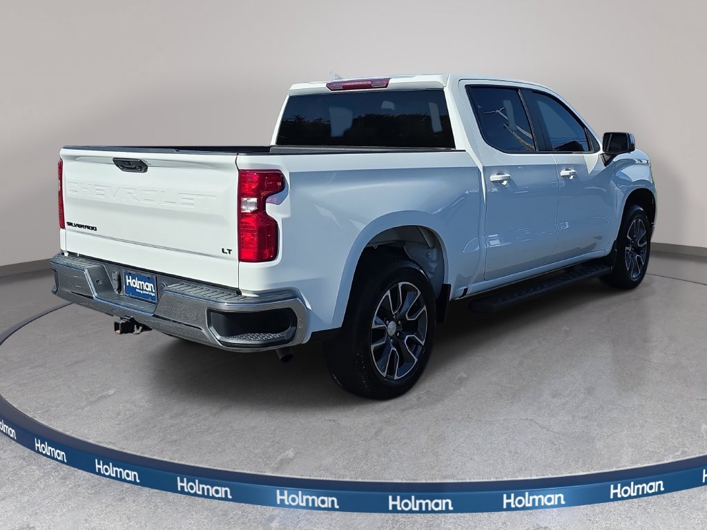 Used 2022 Chevrolet Silverado 1500 LT AWD/4WD image 5