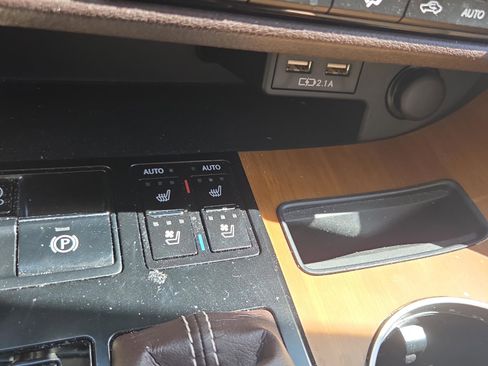 Used 2020 Lexus RX 350 AWD w/ Premium Package image 32