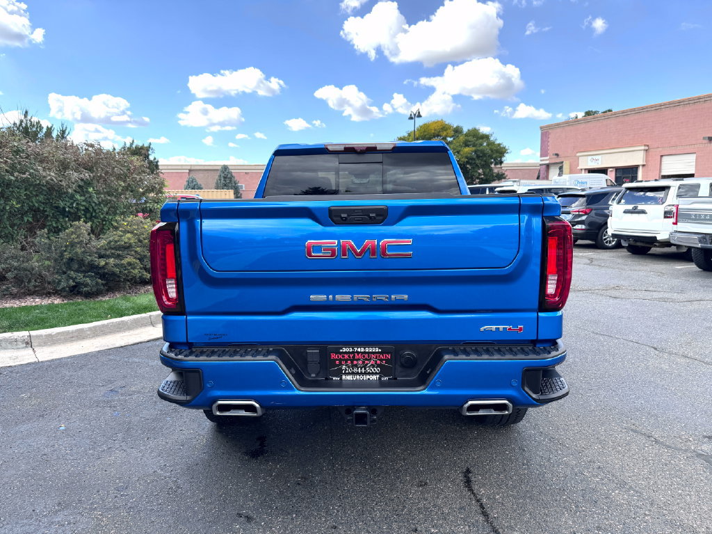 Used 2024 GMC Sierra 1500 AT4 w/ Technology Package AWD/4WD image 12