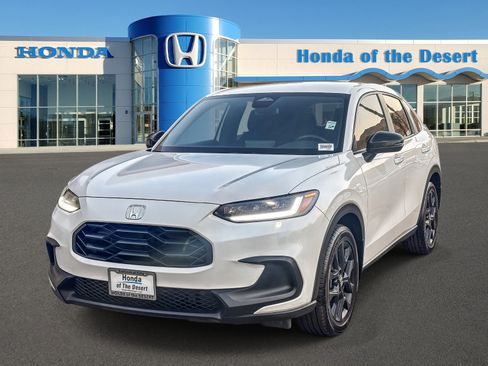 Certified 2024 Honda HR-V Sport image 3