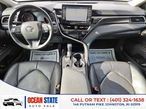 Used 2022 Toyota Camry XSE image 16