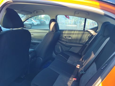 Used 2024 Nissan Sentra SR FWD image 18
