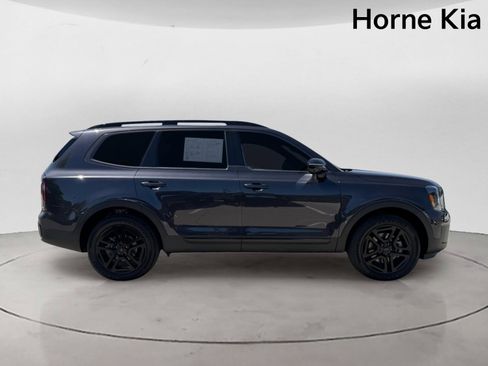 Certified 2025 Kia Telluride SX Prestige X-Line AWD/4WD image 3