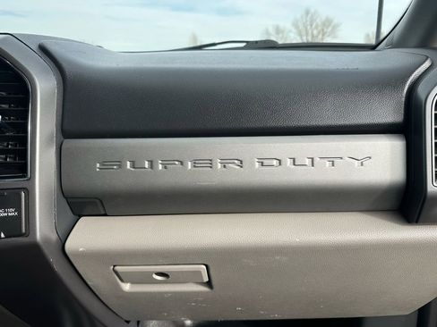 Used 2022 Ford F350 XLT w/ XLT Value Package image 21