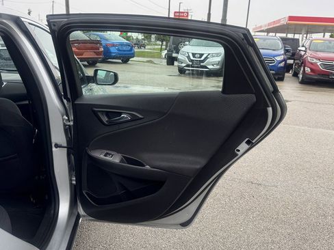 Used 2021 Chevrolet Malibu LT FWD image 24