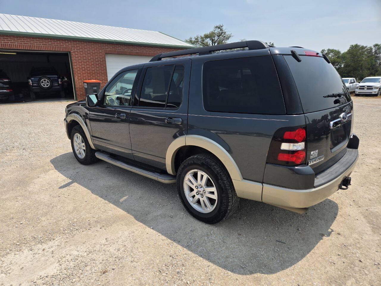 Used 2010 Ford Explorer Eddie Bauer AWD/4WD image 6
