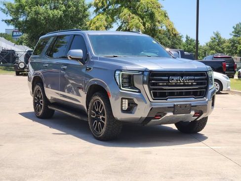 Used 2022 GMC Yukon AT4 AWD/4WD image 3
