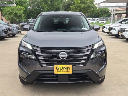 New 2026 Nissan Rogue SV FWD image 8