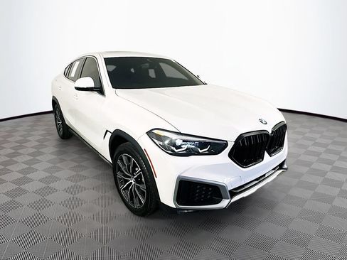 Used 2021 BMW X6 xDrive40i w/ Premium Package AWD/4WD image 2