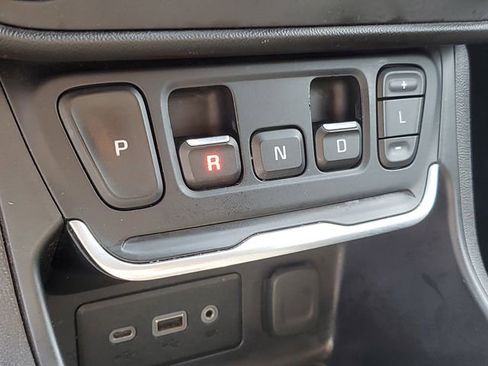 Certified 2019 GMC Terrain SLE w/ Driver Convenience Package AWD/4WD image 29