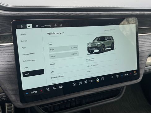 Used 2024 Rivian R1S Launch Edition image 72