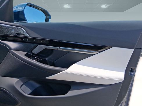 Used 2026 BMW 530i w/ Premium Package image 30